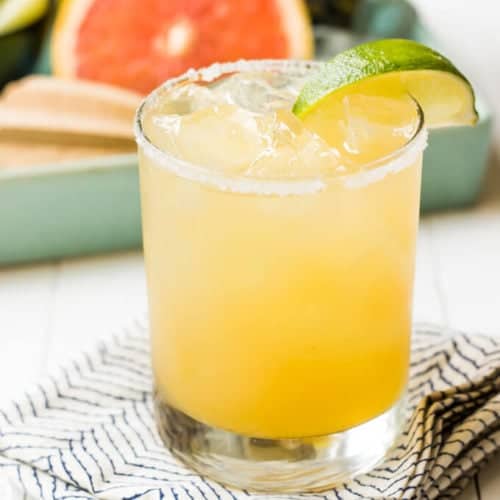 Easy & Delicious Pineapple Grapefruit Paloma Recipe - Wicked Spatula